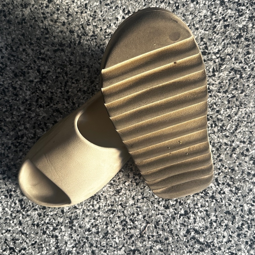 Beige Sandals - Picture 4 of 5